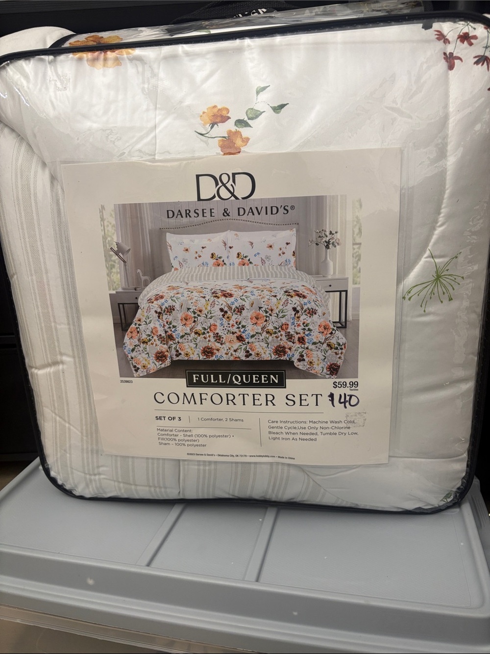 Darsée & David's Full/Queen Floral Comforter Set in White and Orange